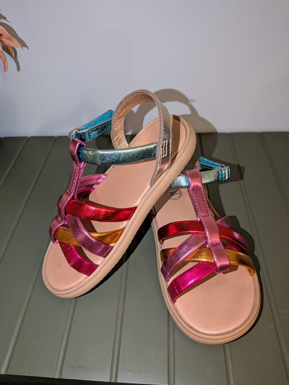 Girls Metallic Multi-Color Strappy Sandals
